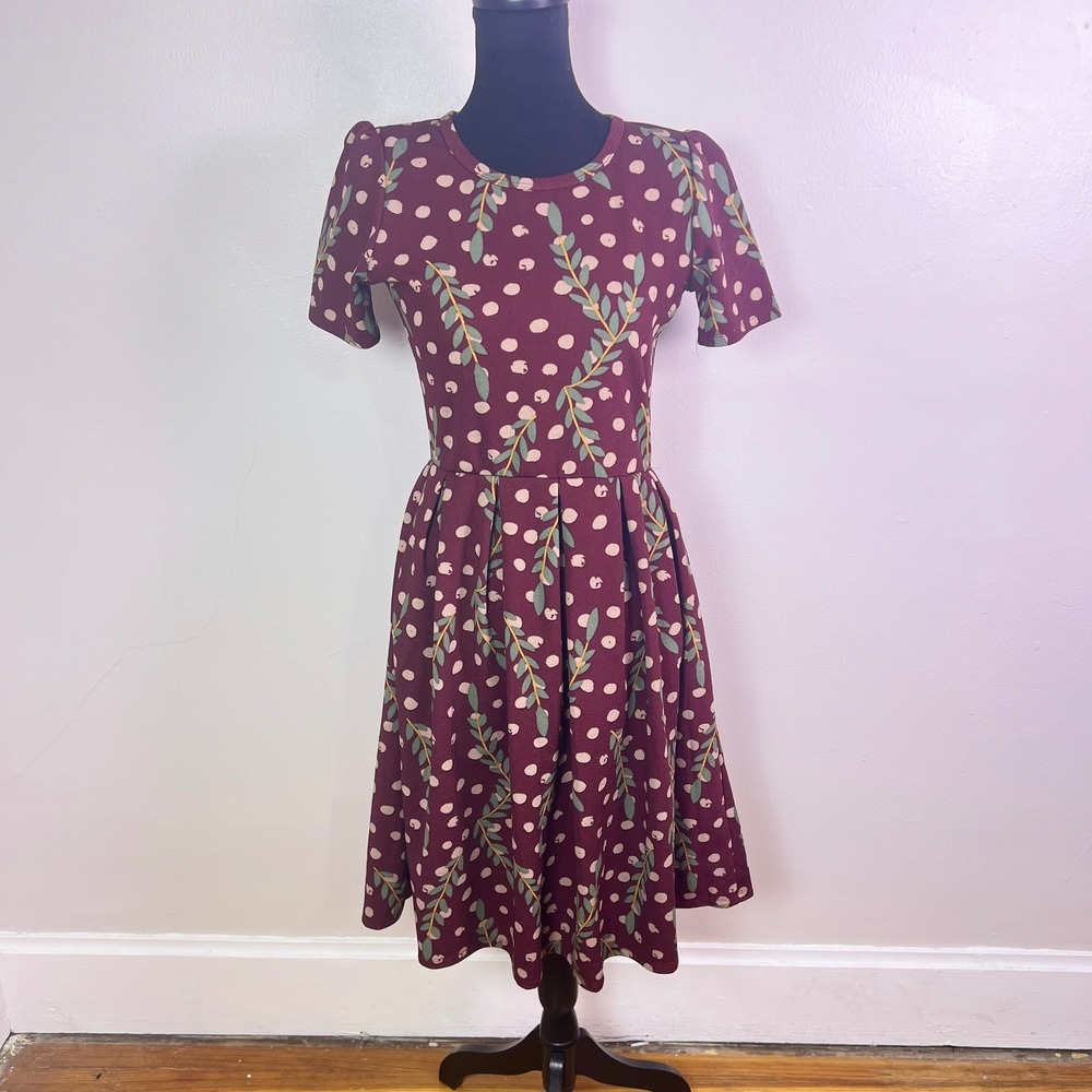 LuLaRoe Nicole Dress M Burgundy Polka Dot Floral Short Sleeve Pockets Pleated